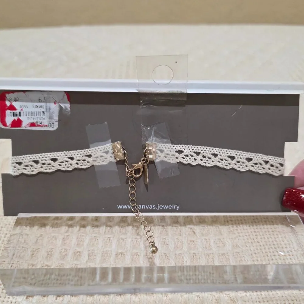 NWT Ecru Ivory Crochet Lace and Natural Pearl Choker Necklace